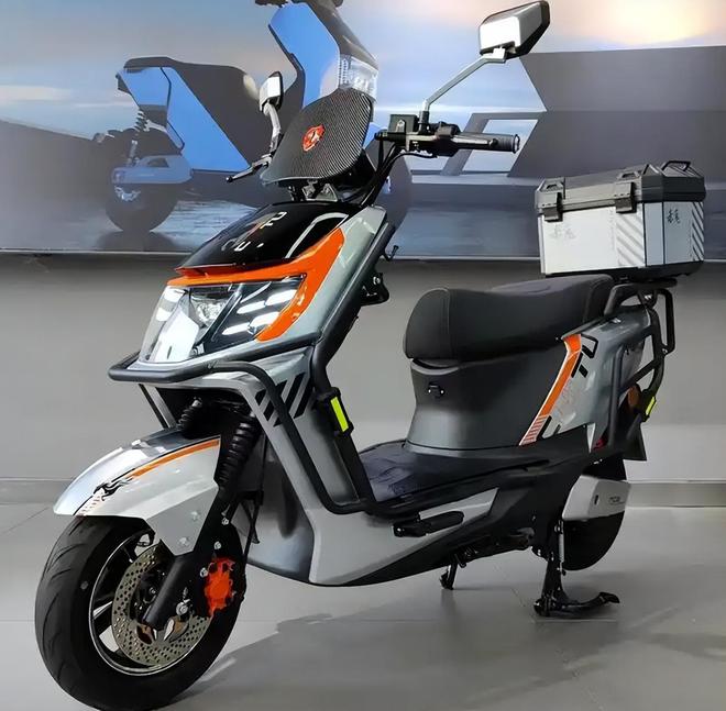 为什么雅迪、爱玛却不用仅用72V电池？凯发k8网站84V、96V电池性能更强(图4)