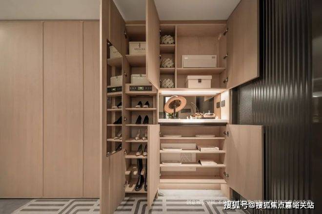 销中心(售楼中心)小区欢迎您-处电话-地址-户型-价格-楼盘详情凯发k8网站登录华润时代之城(售楼处)首页网站-华润时代之城营(图17)